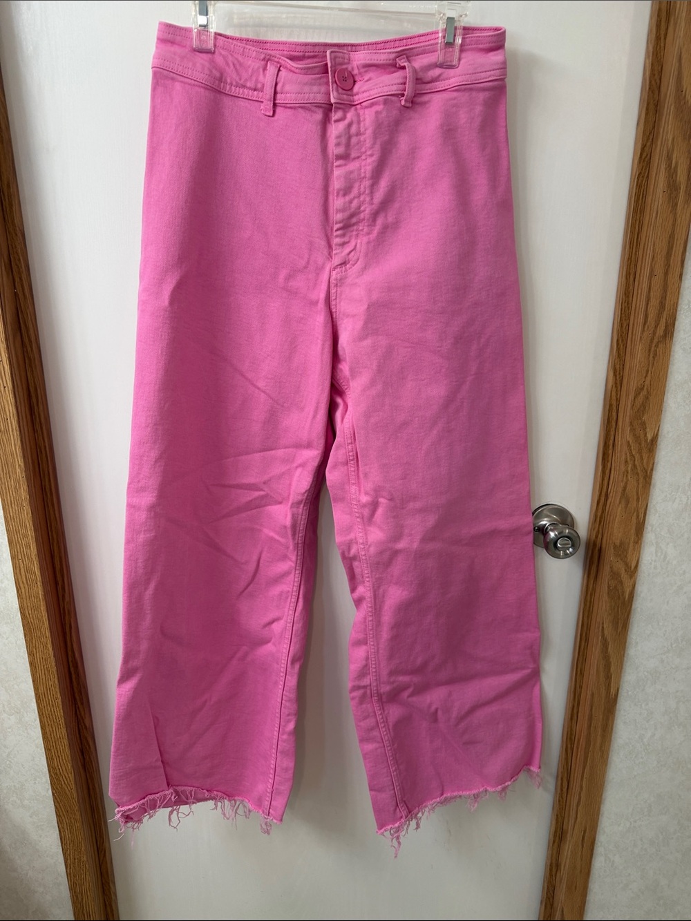 Zara Hot Pink Wide-Leg Cropped Jeans